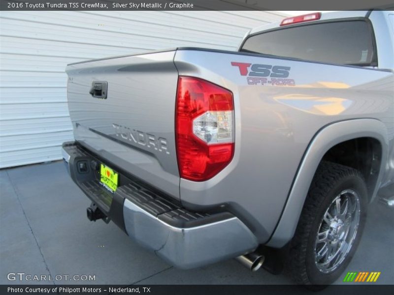 Silver Sky Metallic / Graphite 2016 Toyota Tundra TSS CrewMax