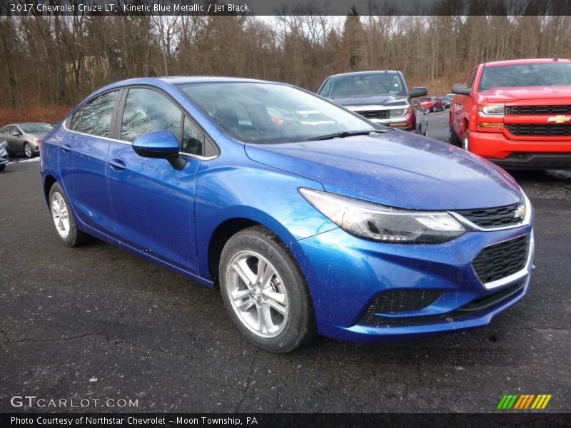 Kinetic Blue Metallic / Jet Black 2017 Chevrolet Cruze LT