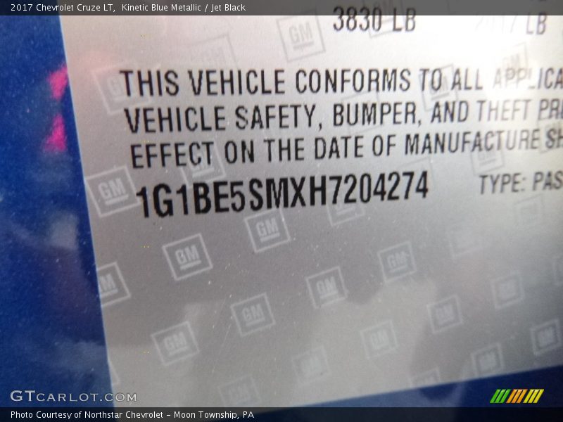 Kinetic Blue Metallic / Jet Black 2017 Chevrolet Cruze LT