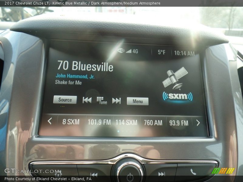 Kinetic Blue Metallic / Dark Atmosphere/Medium Atmosphere 2017 Chevrolet Cruze LT