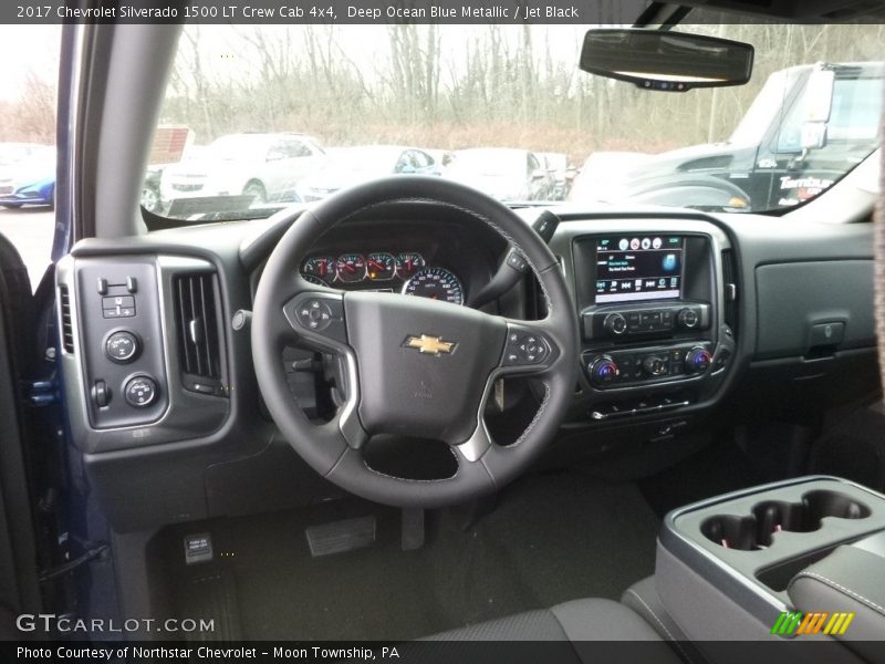 Dashboard of 2017 Silverado 1500 LT Crew Cab 4x4