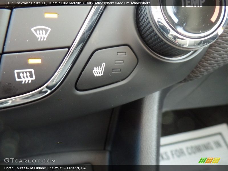 Kinetic Blue Metallic / Dark Atmosphere/Medium Atmosphere 2017 Chevrolet Cruze LT