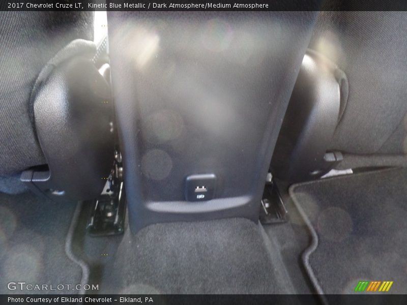 Kinetic Blue Metallic / Dark Atmosphere/Medium Atmosphere 2017 Chevrolet Cruze LT