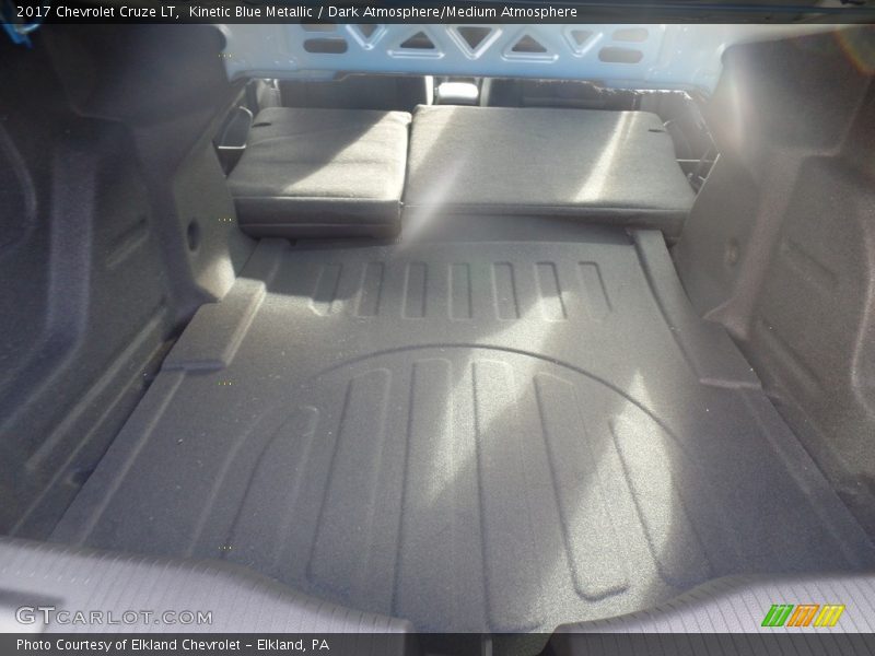 Kinetic Blue Metallic / Dark Atmosphere/Medium Atmosphere 2017 Chevrolet Cruze LT