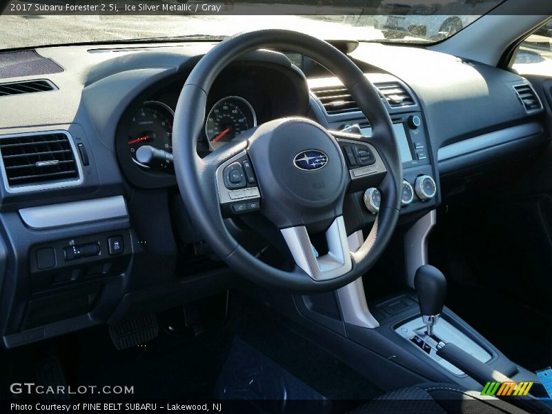Ice Silver Metallic / Gray 2017 Subaru Forester 2.5i