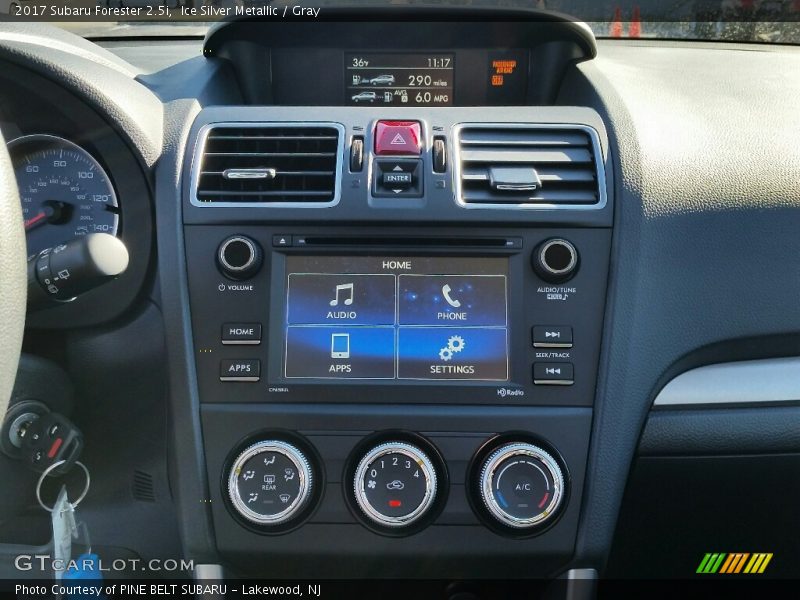 Ice Silver Metallic / Gray 2017 Subaru Forester 2.5i