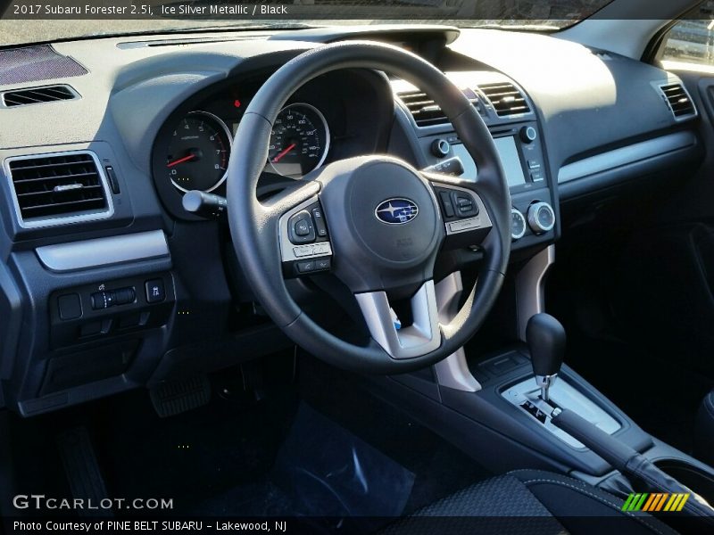 Ice Silver Metallic / Black 2017 Subaru Forester 2.5i