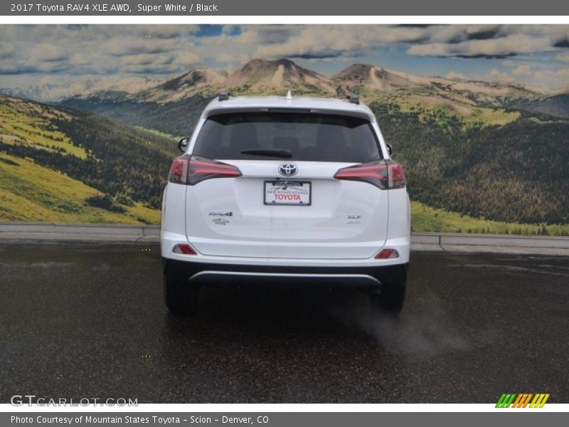 Super White / Black 2017 Toyota RAV4 XLE AWD