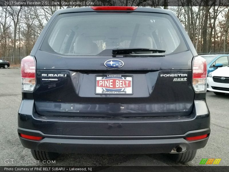 Dark Gray Metallic / Gray 2017 Subaru Forester 2.5i