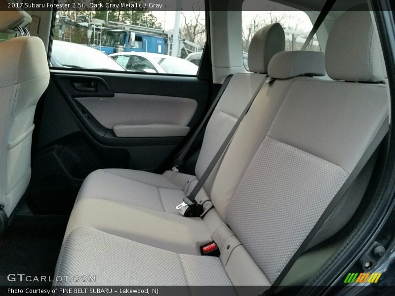 Dark Gray Metallic / Gray 2017 Subaru Forester 2.5i