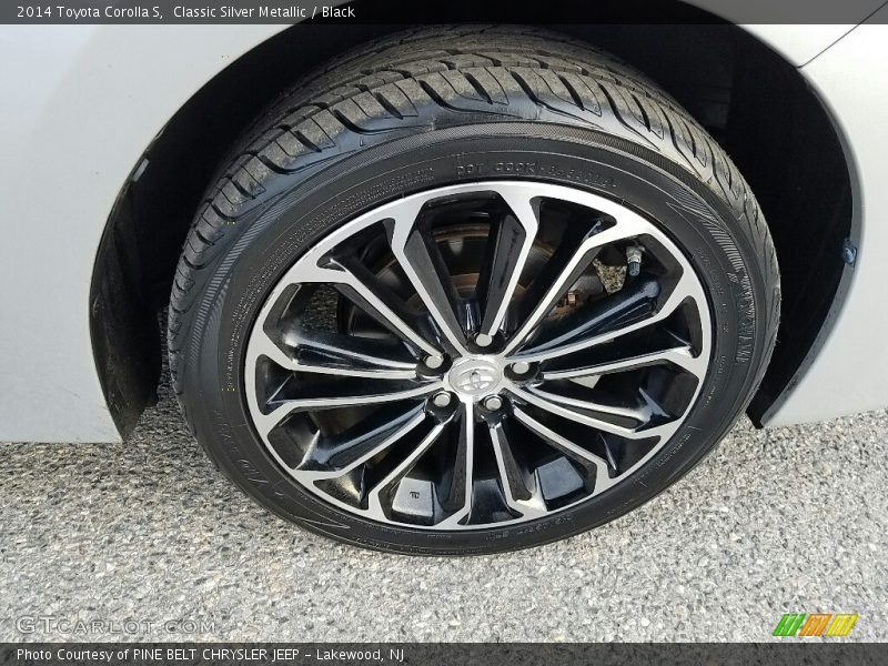 Classic Silver Metallic / Black 2014 Toyota Corolla S