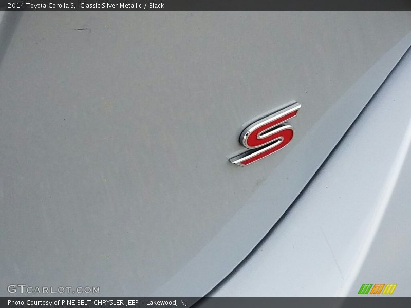 Classic Silver Metallic / Black 2014 Toyota Corolla S