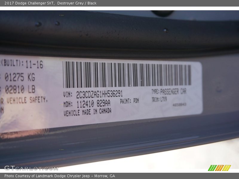 Destroyer Grey / Black 2017 Dodge Challenger SXT