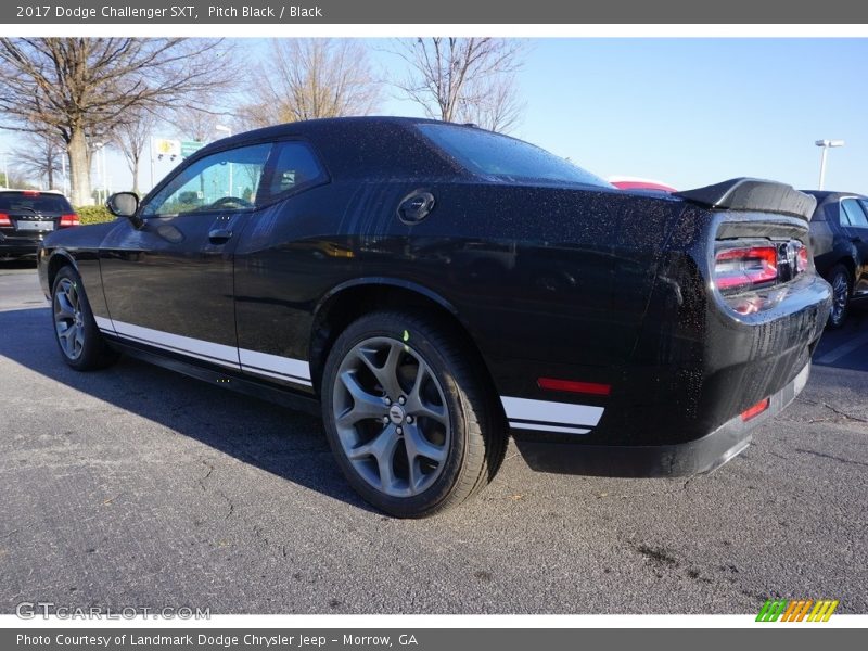 Pitch Black / Black 2017 Dodge Challenger SXT