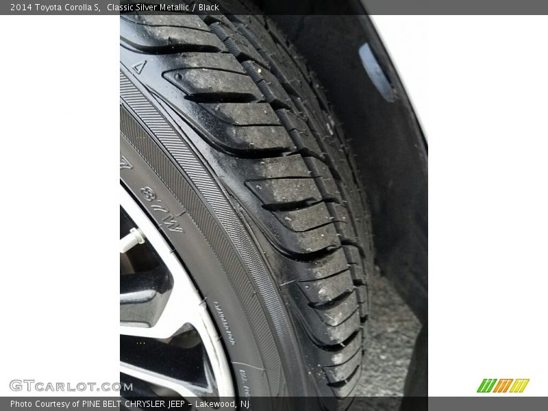 Classic Silver Metallic / Black 2014 Toyota Corolla S