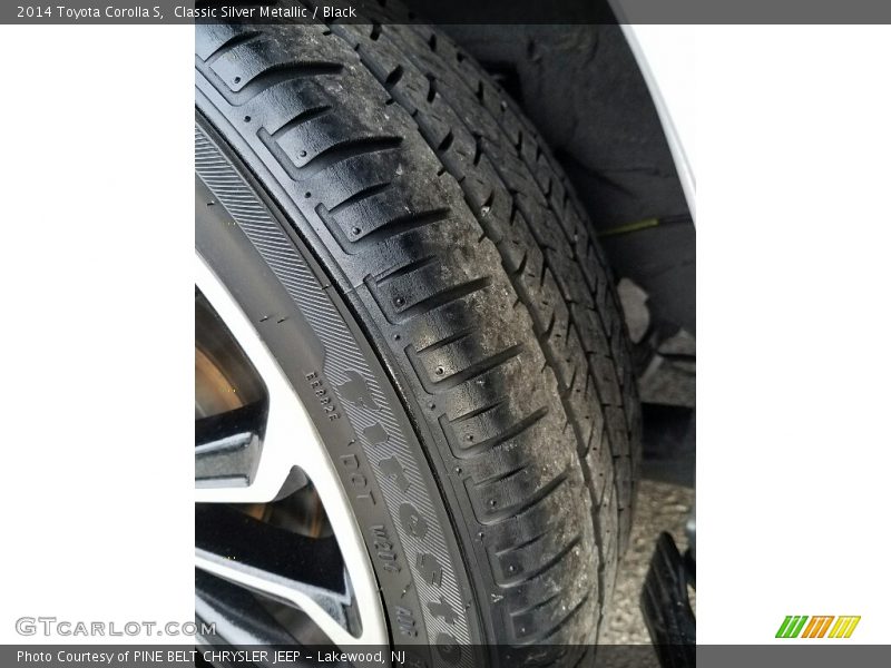 Classic Silver Metallic / Black 2014 Toyota Corolla S