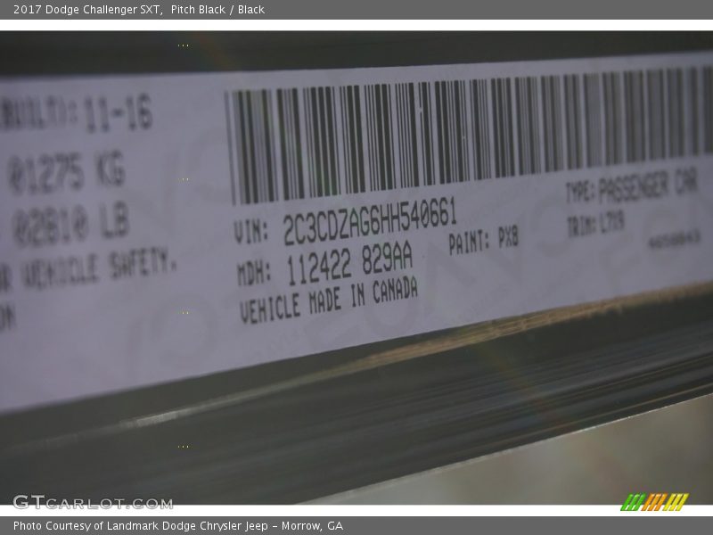 Pitch Black / Black 2017 Dodge Challenger SXT