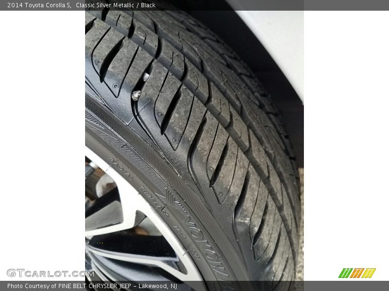 Classic Silver Metallic / Black 2014 Toyota Corolla S