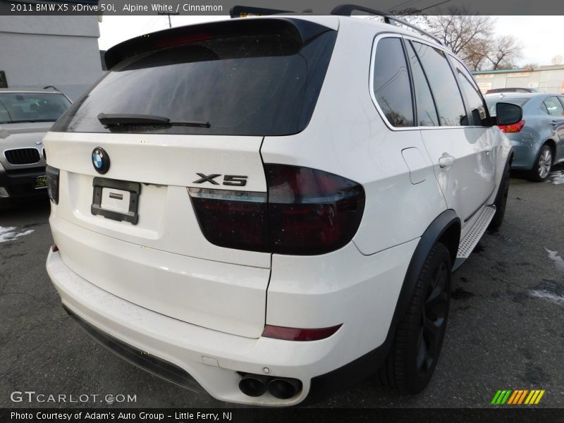 Alpine White / Cinnamon 2011 BMW X5 xDrive 50i