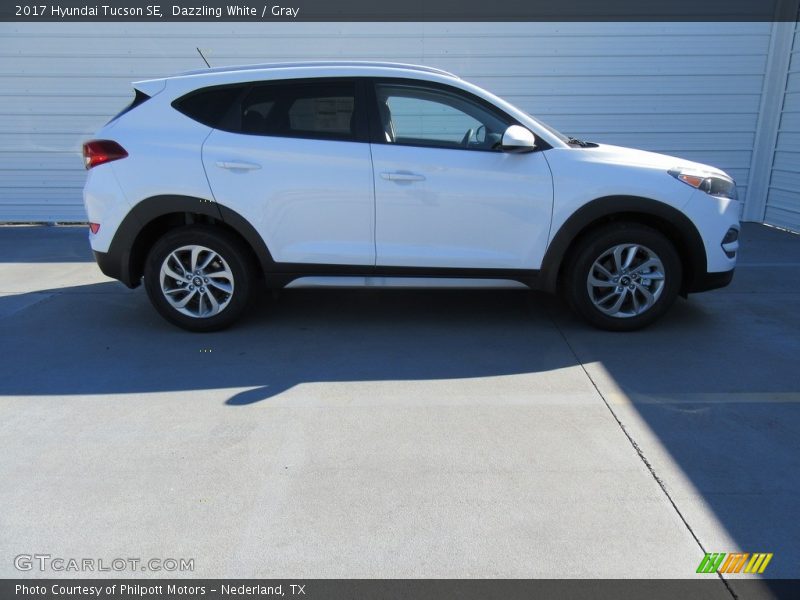 Dazzling White / Gray 2017 Hyundai Tucson SE