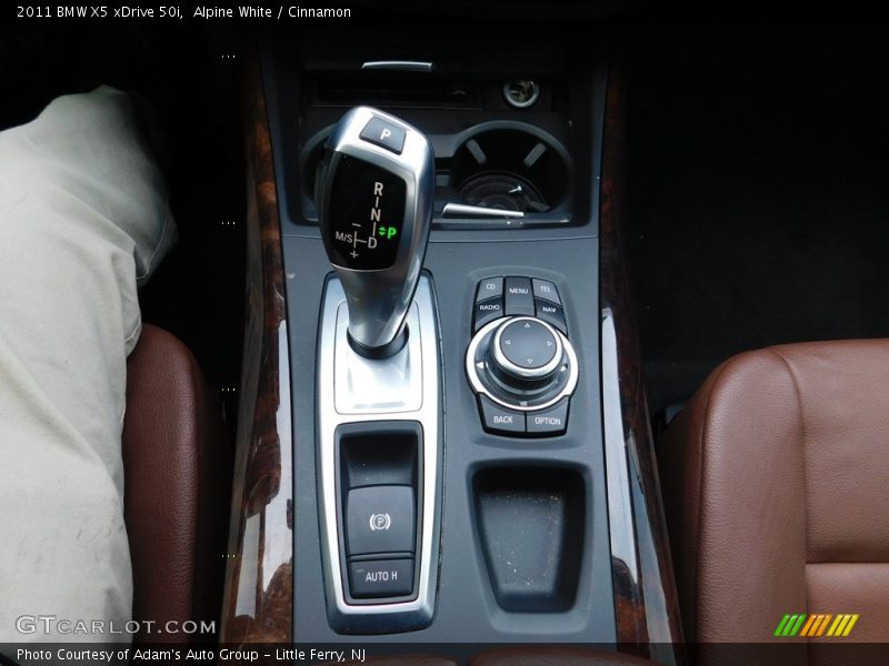 Alpine White / Cinnamon 2011 BMW X5 xDrive 50i