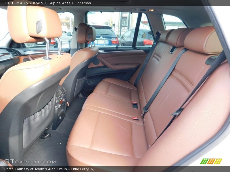 Alpine White / Cinnamon 2011 BMW X5 xDrive 50i