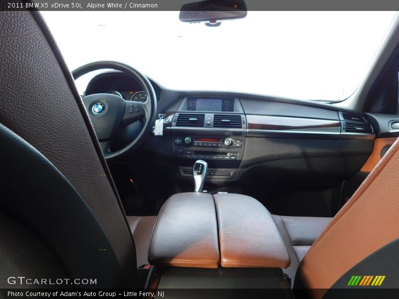 Alpine White / Cinnamon 2011 BMW X5 xDrive 50i