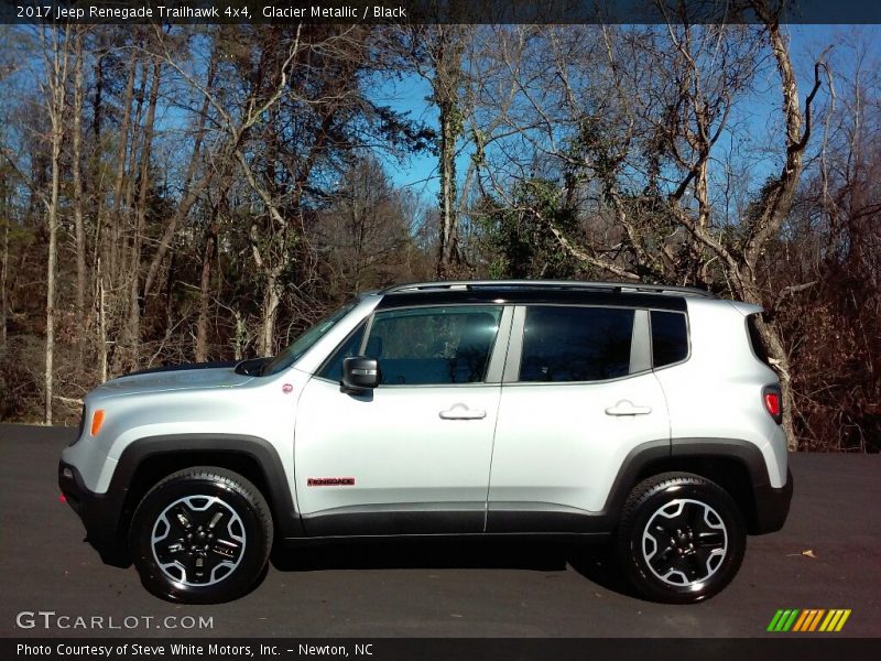 Glacier Metallic / Black 2017 Jeep Renegade Trailhawk 4x4