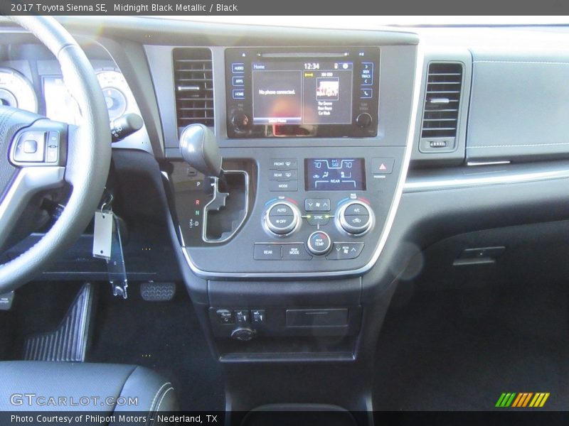 Midnight Black Metallic / Black 2017 Toyota Sienna SE