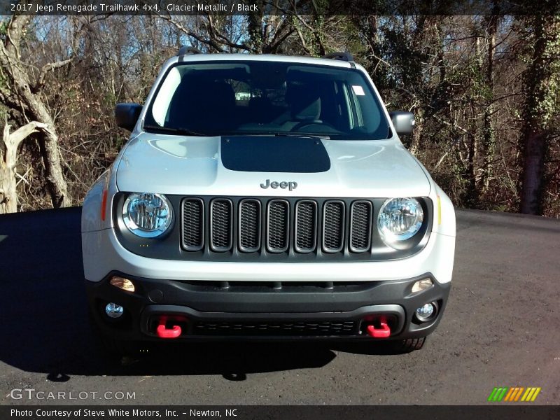 Glacier Metallic / Black 2017 Jeep Renegade Trailhawk 4x4