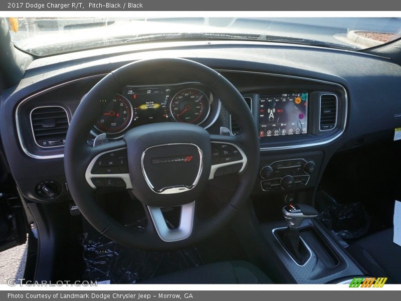 Pitch-Black / Black 2017 Dodge Charger R/T