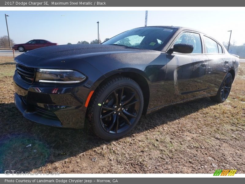 Maximum Steel Metallic / Black 2017 Dodge Charger SE