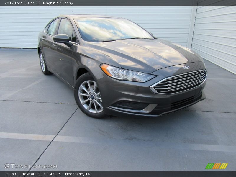 Magnetic / Ebony 2017 Ford Fusion SE