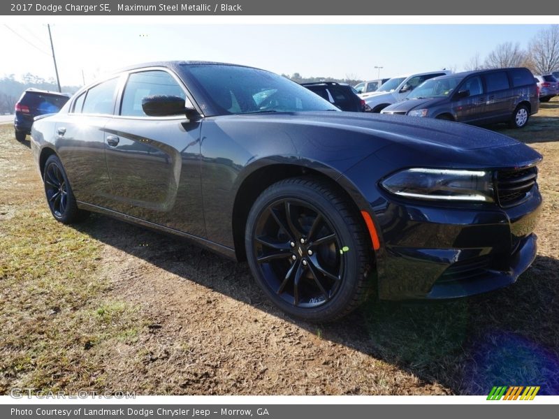 Maximum Steel Metallic / Black 2017 Dodge Charger SE