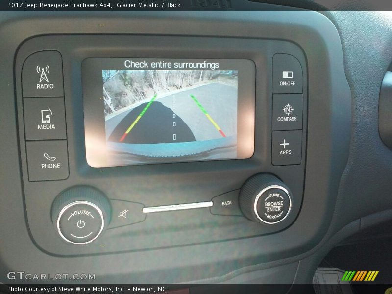 Glacier Metallic / Black 2017 Jeep Renegade Trailhawk 4x4