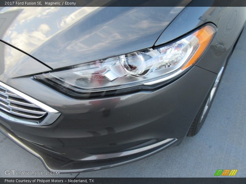 Magnetic / Ebony 2017 Ford Fusion SE