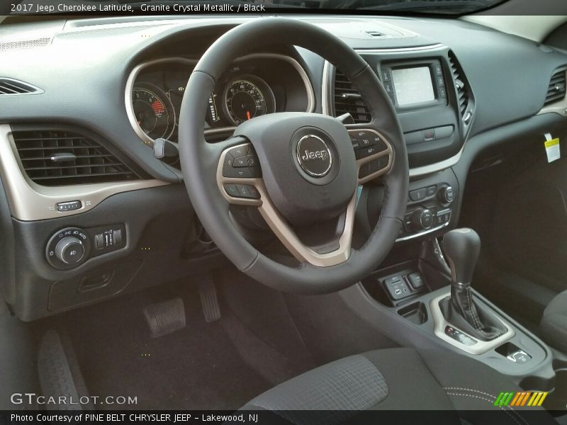 Granite Crystal Metallic / Black 2017 Jeep Cherokee Latitude