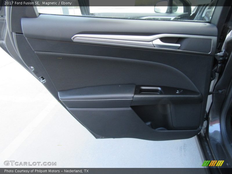 Magnetic / Ebony 2017 Ford Fusion SE