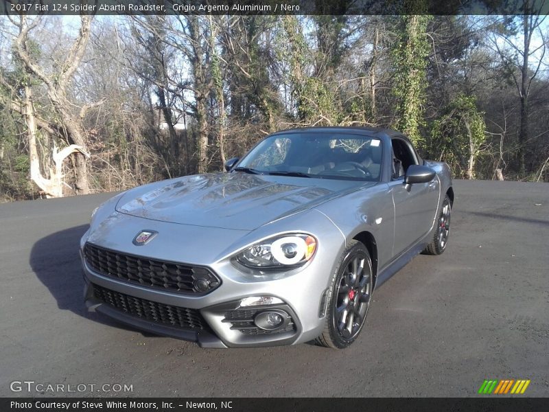 Grigio Argento Aluminum / Nero 2017 Fiat 124 Spider Abarth Roadster