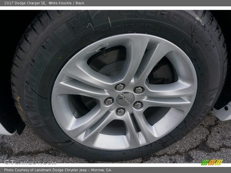 White Knuckle / Black 2017 Dodge Charger SE