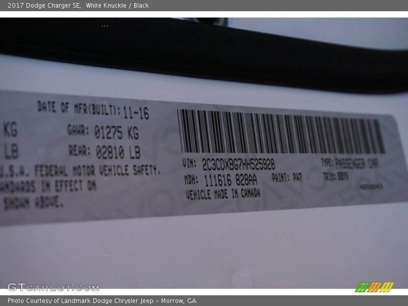 White Knuckle / Black 2017 Dodge Charger SE