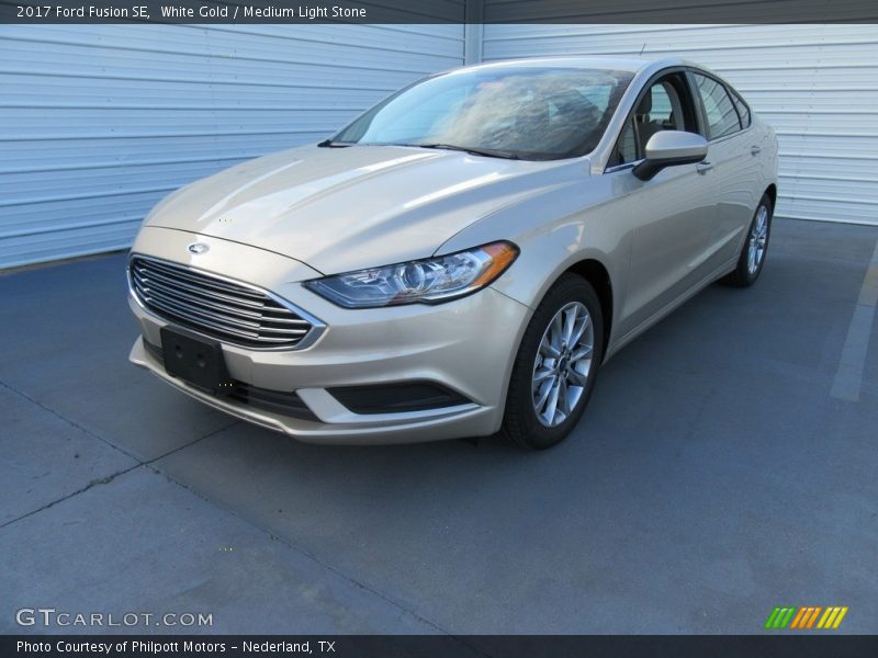 White Gold / Medium Light Stone 2017 Ford Fusion SE