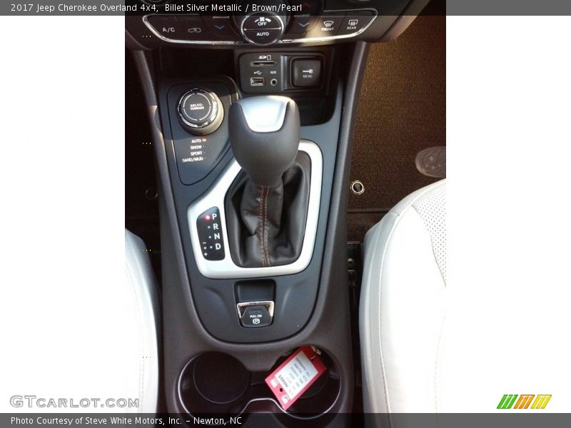  2017 Cherokee Overland 4x4 9 Speed Automatic Shifter