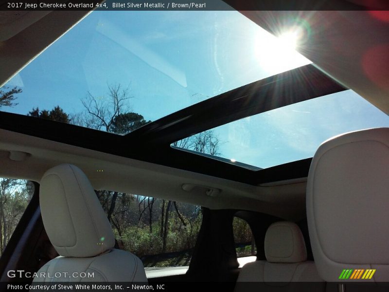 Billet Silver Metallic / Brown/Pearl 2017 Jeep Cherokee Overland 4x4