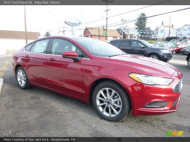Ruby Red / Ebony 2017 Ford Fusion SE