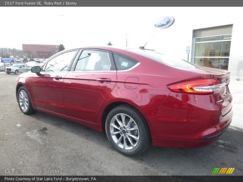 Ruby Red / Ebony 2017 Ford Fusion SE