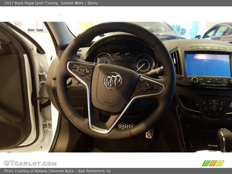 Summit White / Ebony 2017 Buick Regal Sport Touring