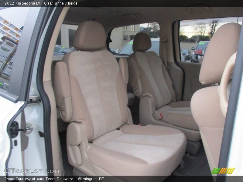 Clear White / Beige 2012 Kia Sedona LX