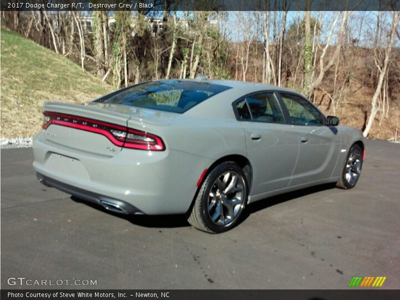 Destroyer Grey / Black 2017 Dodge Charger R/T