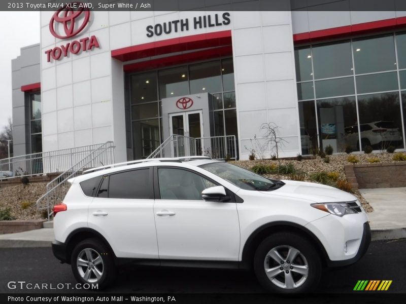 Super White / Ash 2013 Toyota RAV4 XLE AWD